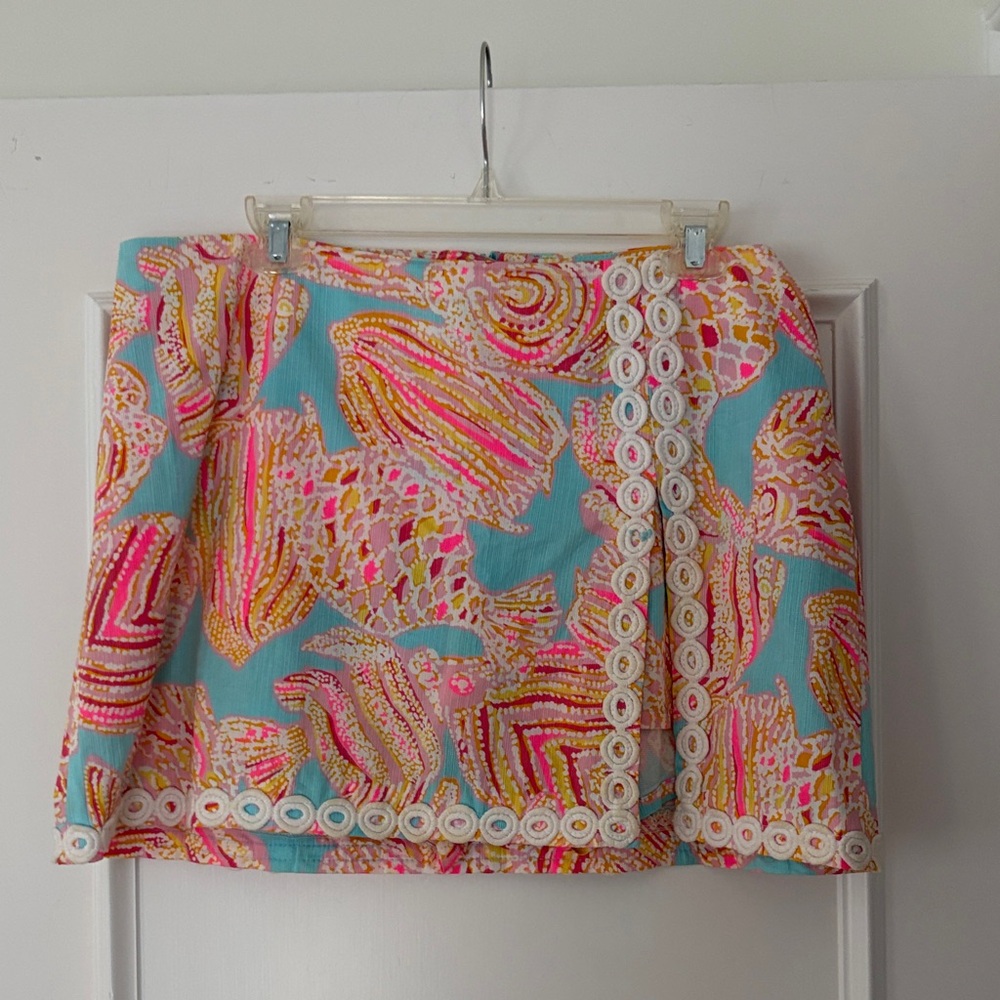 Lilly Pulitzer SKORT size 12